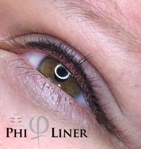 winged-liner